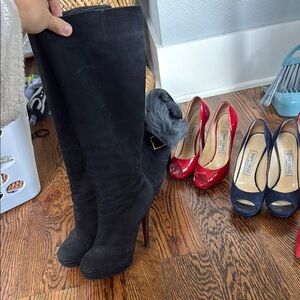 Elegant Black Knee-High Boots